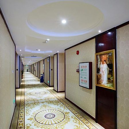 Vienna Hotel Heyuan High-Tech Yi Road Ngoại thất bức ảnh